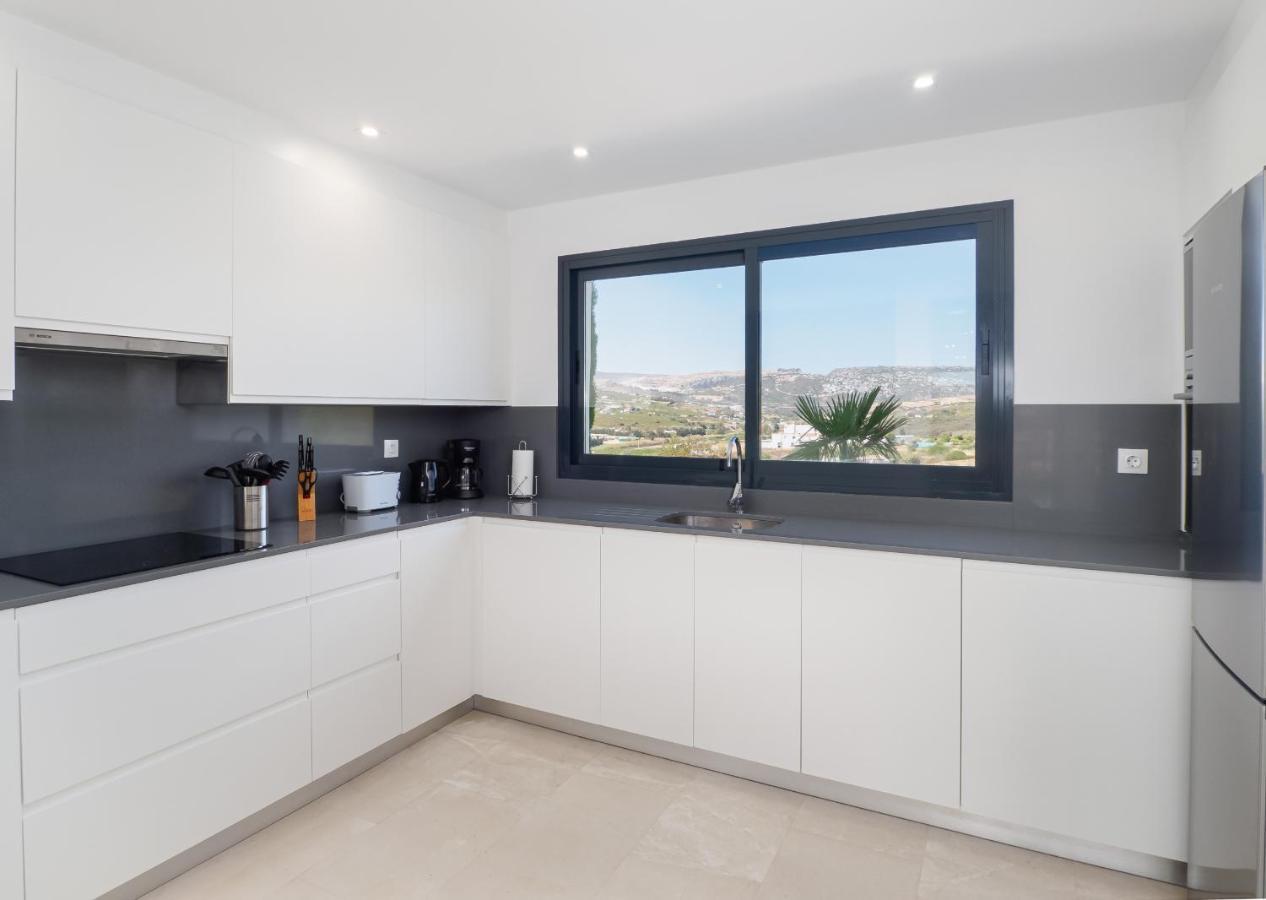 Apartamento 2306 - Brand New Apt, Walking Distance To Beach! Casares
