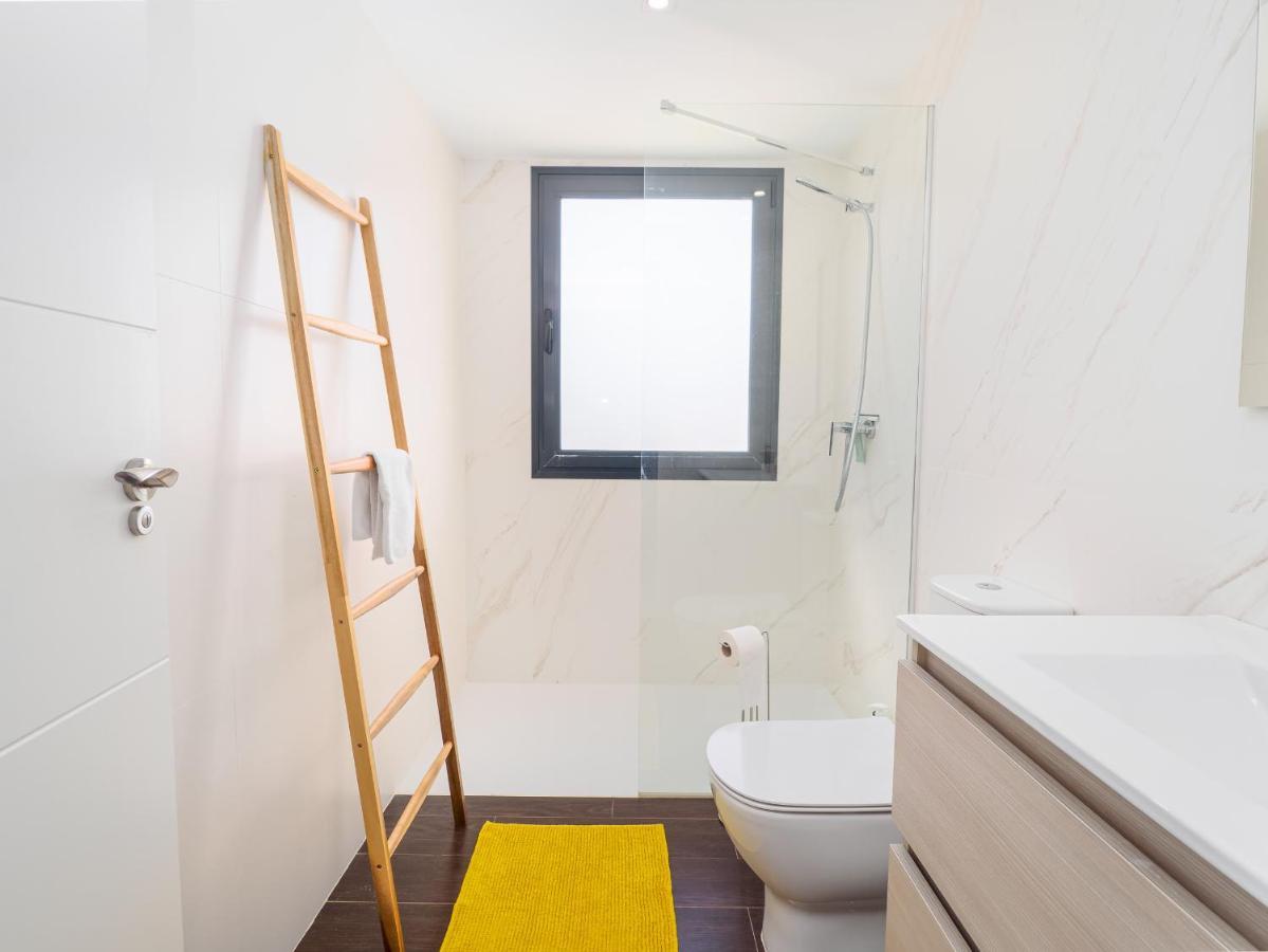 2306 - Brand New Apt, Walking Distance To Beach! * Casares
