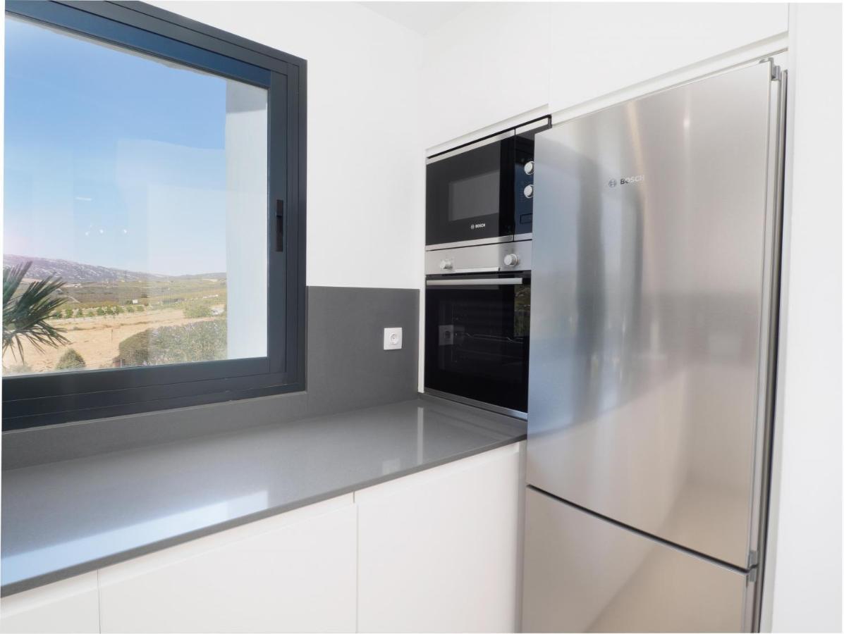 2306 - Brand New Apt, Walking Distance To Beach! Apartment